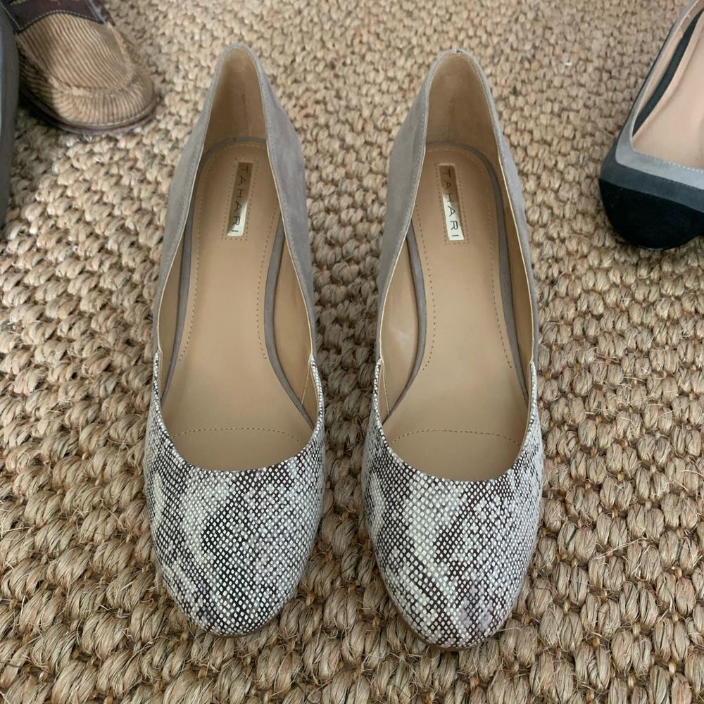 Tahari Mixed Media Wedge Heels sz 11 NWT